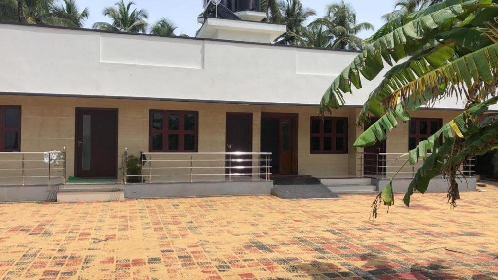 Delta Hospitality - Sea Facing Rooms With A Private Beach Kalyānpur Exterior photo