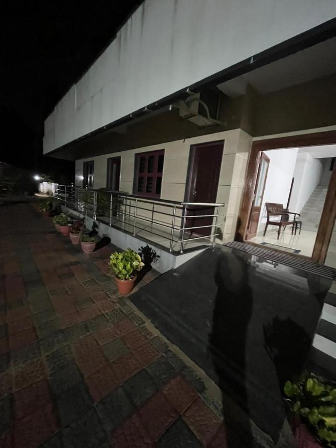 Delta Hospitality - Sea Facing Rooms With A Private Beach Kalyānpur Exterior photo